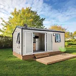 Campsite Le Solitaire Du *