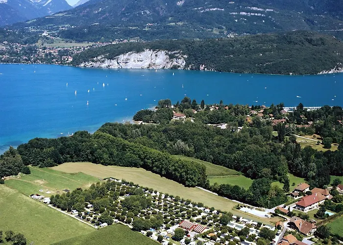 مكان تخييم Le Solitaire Du *